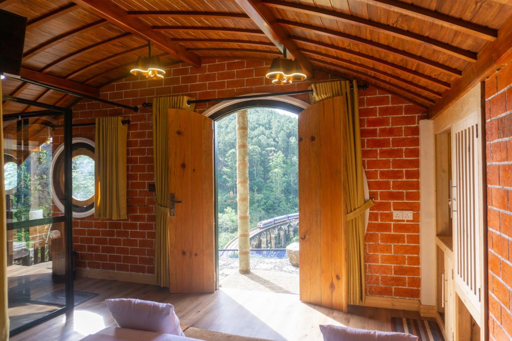 Hobbit Hole Hideaway Bed & Breakfast Ella Eksteriør bilde