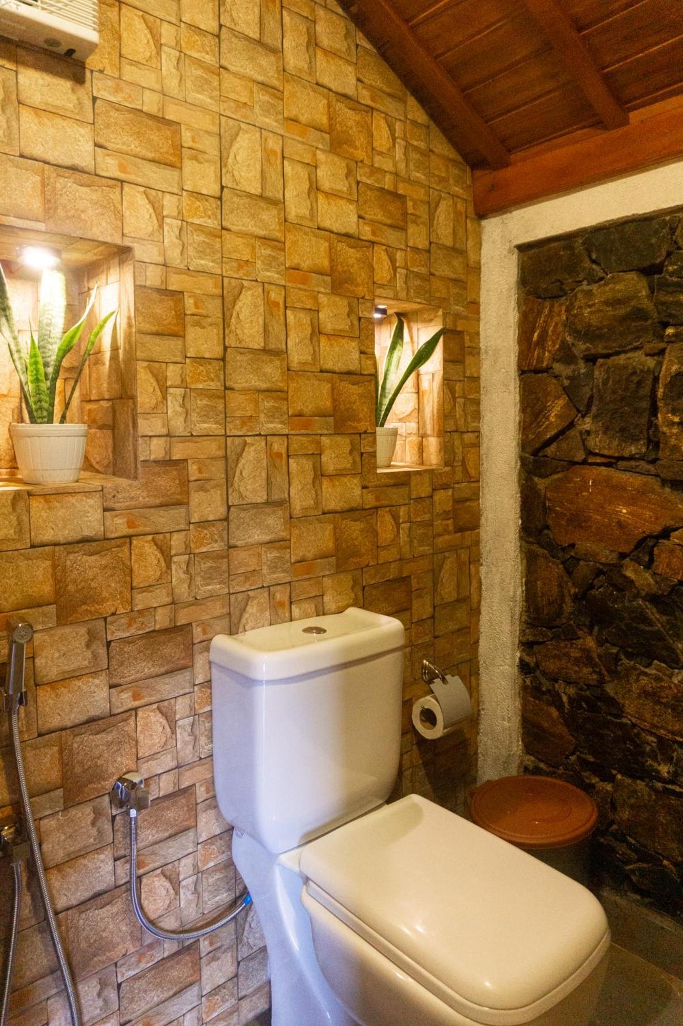 Hobbit Hole Hideaway Bed & Breakfast Ella Eksteriør bilde